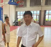 yy易游-转折点辽宁本钢队长鼓劲，中超赛前攻防权衡，质疑声仍在，高层口径保持一致